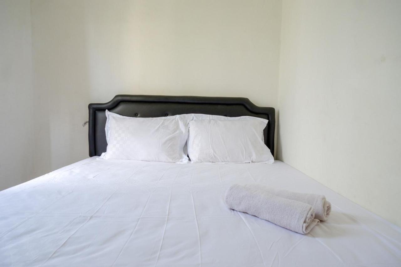 Pandawa Guest House At Ngaliyan Square Mitra Reddoorz سيمارانغ المظهر الخارجي الصورة