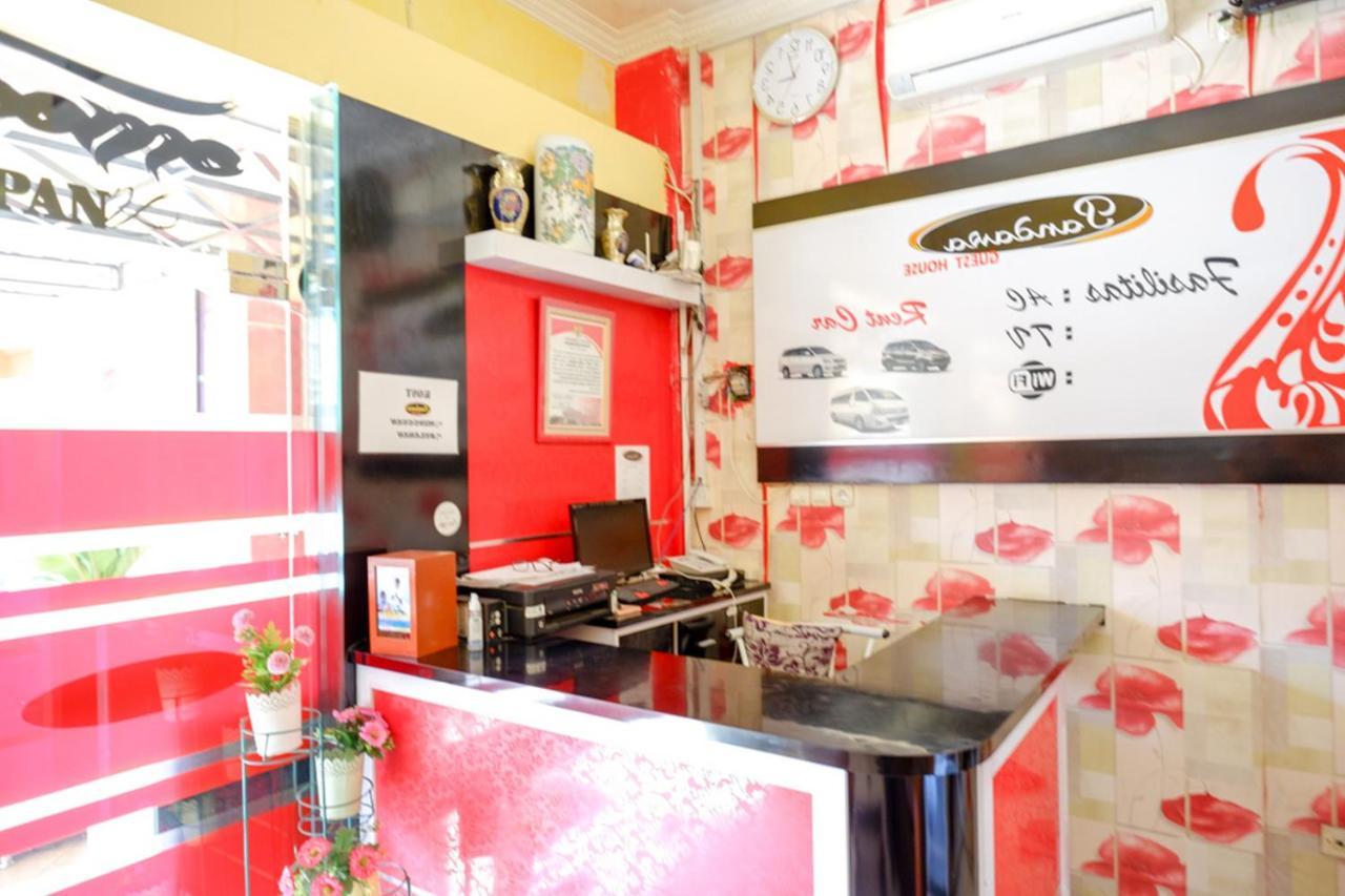 Pandawa Guest House At Ngaliyan Square Mitra Reddoorz سيمارانغ المظهر الخارجي الصورة
